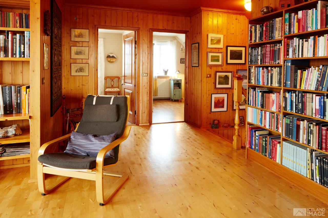 Guesthouse Heba Stokkseyri Exteriör bild
