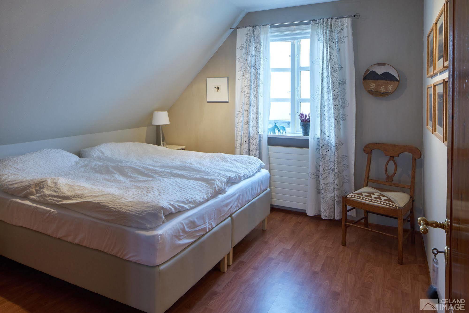 Guesthouse Heba Stokkseyri Exteriör bild